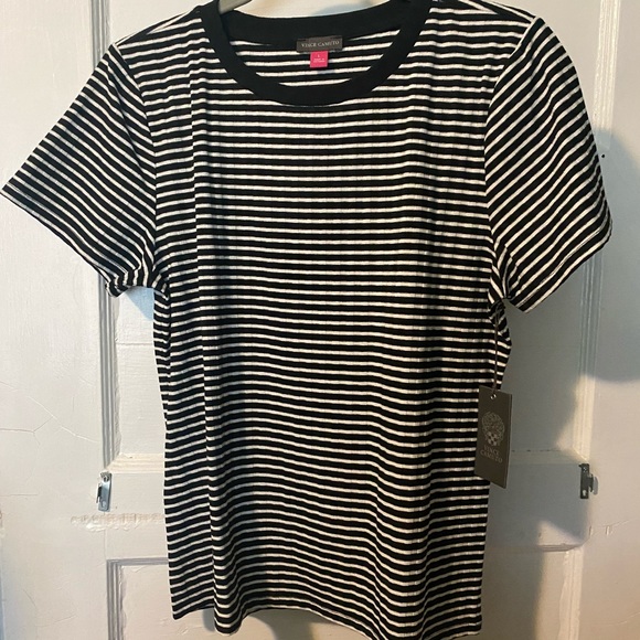 NWT! Vince Camuto Short Sleeve Shutter Mini Stripe Tee - Picture 3 of 7